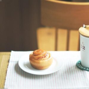 cinnamon roll castino